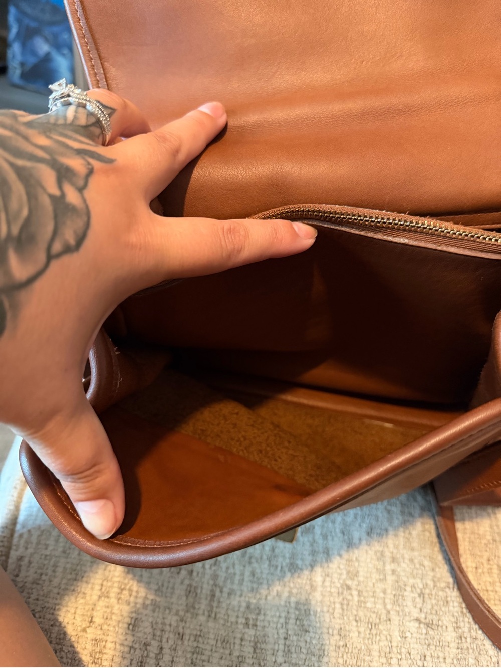 Coach Manor Purse 9977 - Picture 10 of 13